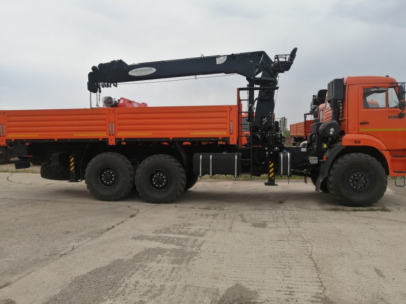 Автомобиль бортовой 438240-02 на шасси КАМАЗ 43118-73094-50 с КМУ ZTON876M