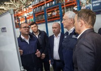 Сергей Когогин оценил проекты по повышению производительности на заводе мостов